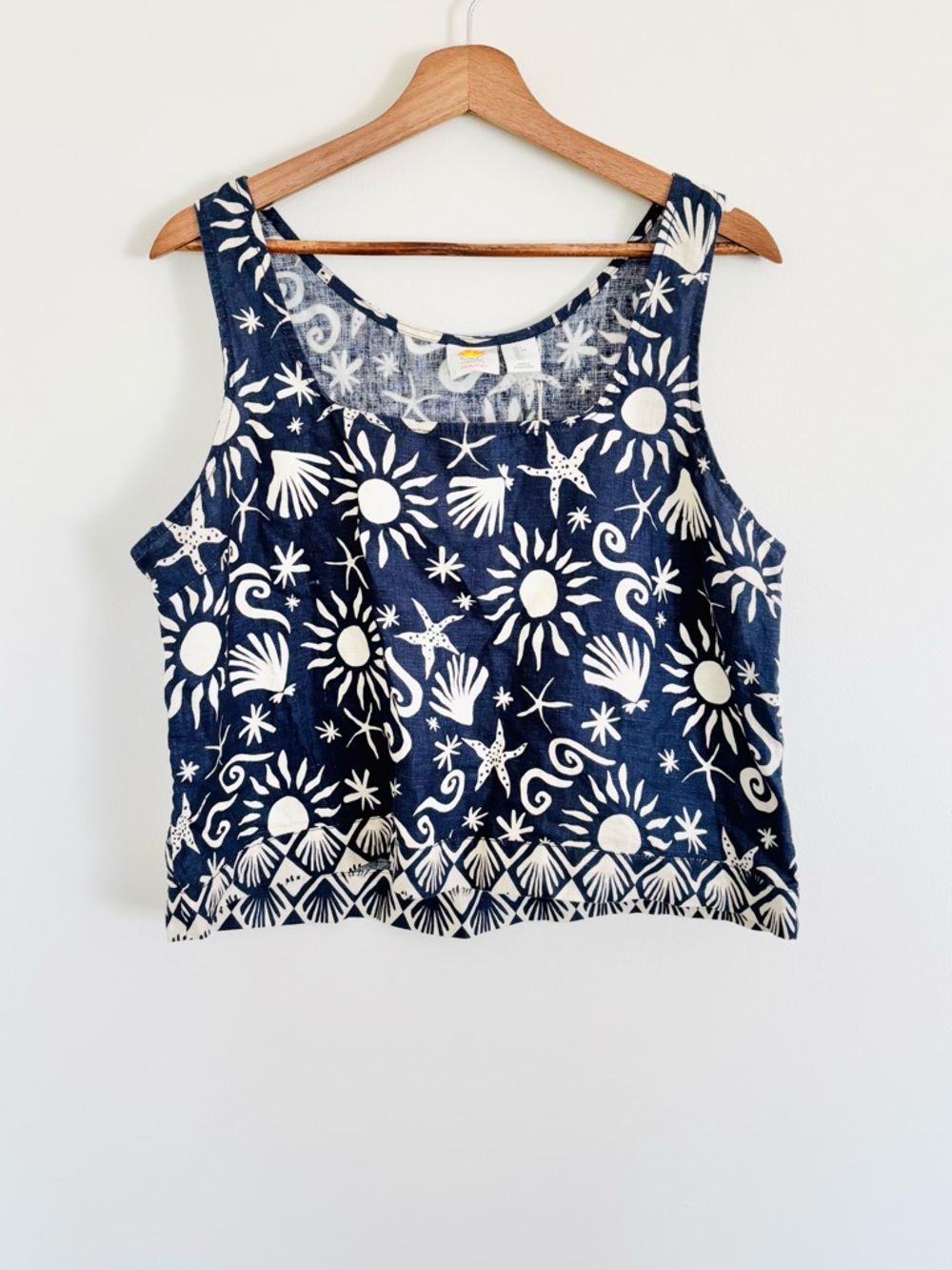 NWT C&C California Sleeveless Linen Top in Sun & Starfish Print